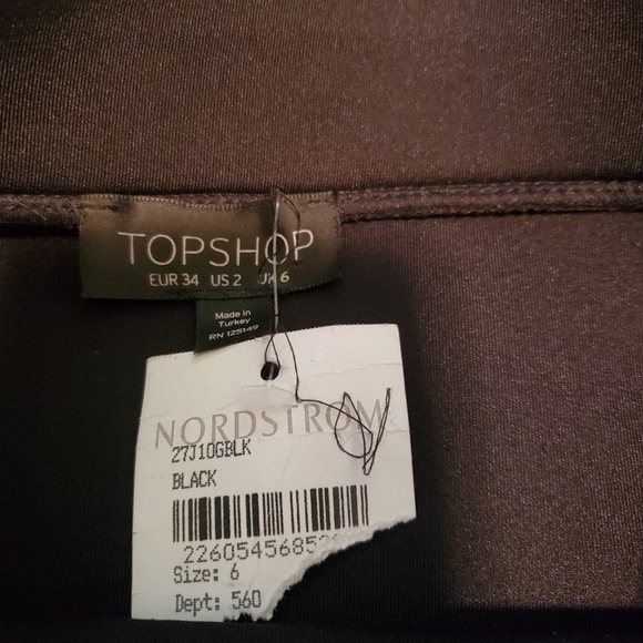 NWT TOPSHOP Wrap Floral Mini Skirt - Picture 5 of 6